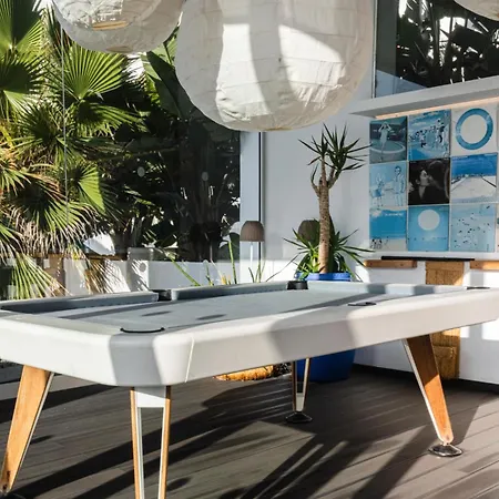 Buendia Nohotel קורלחו