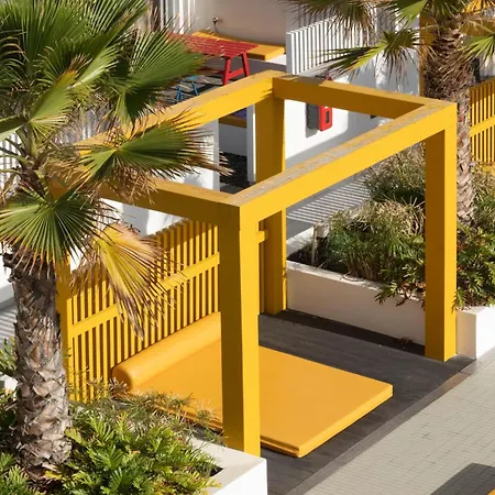 شقة Buendia Nohotel 4*